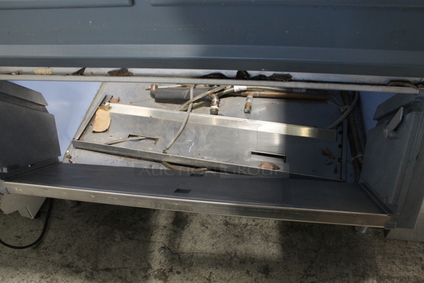 Follett SG1300S-48 Stainless Steel Commercial Ice Bin.  - Image 5 of 6