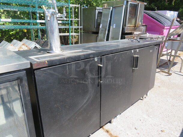 One WORKING Perlick 3 Door Kegerator With 1 Tower And 3 Taps. Model# BS3DP. 115 Volt. 84X24X40.5 - Image 2 of 3