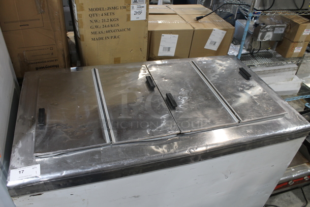 Metal Commercial Chest Freezer w/ 2 Center Hinge Lids on Commercial Casters. 110-120 Volts, 1 Phase. Tested and Working! - Image 4 of 9