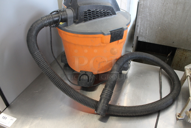 Rigid HD09001 Orange and Black Poly Wet Dry Shop Vac Vacuum Cleaner. 120 Volts, 1 Phase. Tested and Working! - Image 4 of 6