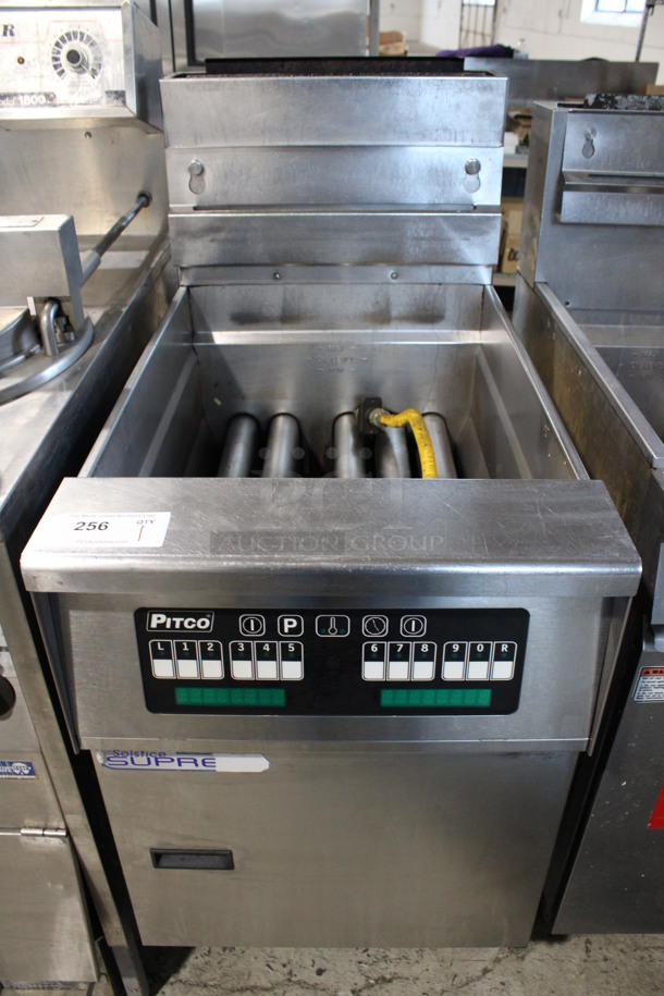 Pitco Frialator Model SSH75R ENERGY STAR Stainless Steel Commercial Floor Style Natural Gas Powered Deep Fat Fryer. 125,000 BTU. 20x34.5x48