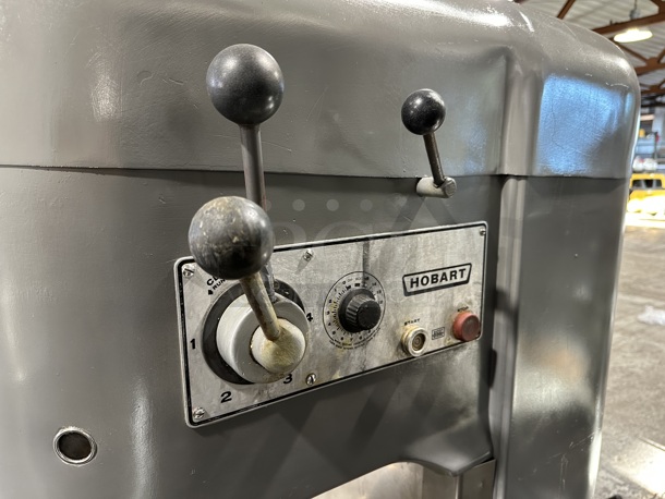 Hobart M 802 Metal Commercial Floor Style 80 Quart Planetary Dough Mixer w. Stainless Steel Mixing Bowl, Dough Hook, Paddle and Whisk Attachment. 200 Volts, 3 Phase.  - Image 8 of 9