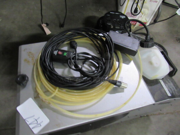 One Z Series Low Lying Fog Machine. #ICE-101. 120 Volt. $949.00 - Image 2 of 5