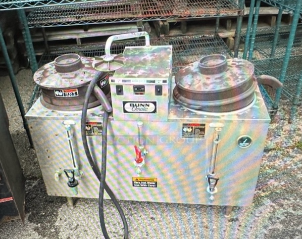 One Bunn O Matic Dual Brewer. Model# U-3. 120/208 Volt. 35X20X32 - Image 1 of 1