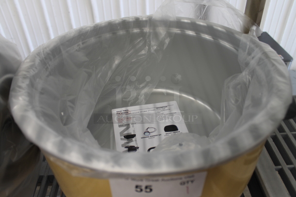 BRAND NEW SCRATCH AND DENT! 2023 RiceMaster Town 57138 Stainless Steel Commercial Countertop Rice Cooker. 230 Volts, 1 Phase. - Image 3 of 7