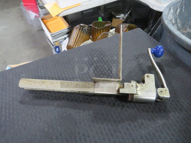 One 10lb Can Opener And Bracket - Image 1 of 1