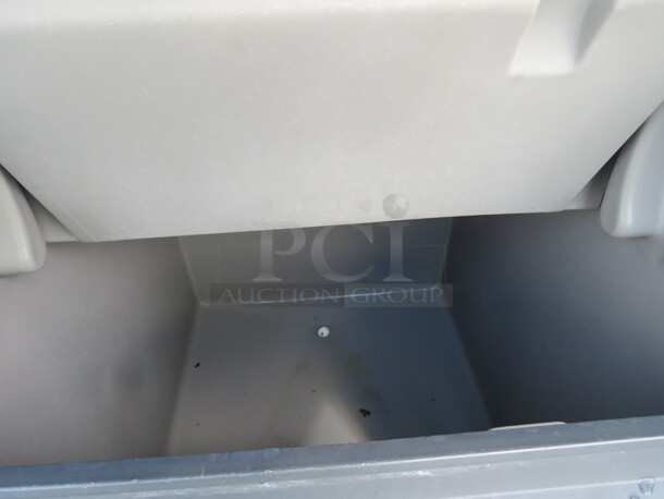 One Scotsman Ice Bin. Model# B530S. 30.5X33.5X50 - Image 2 of 2