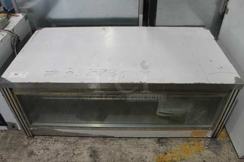 S&V Restaurant LB51R Metal Commercial Countertop Deli Display Case Merchandiser 115 Volts, 1 Phase. Does Not Come w/ Remote Compressor