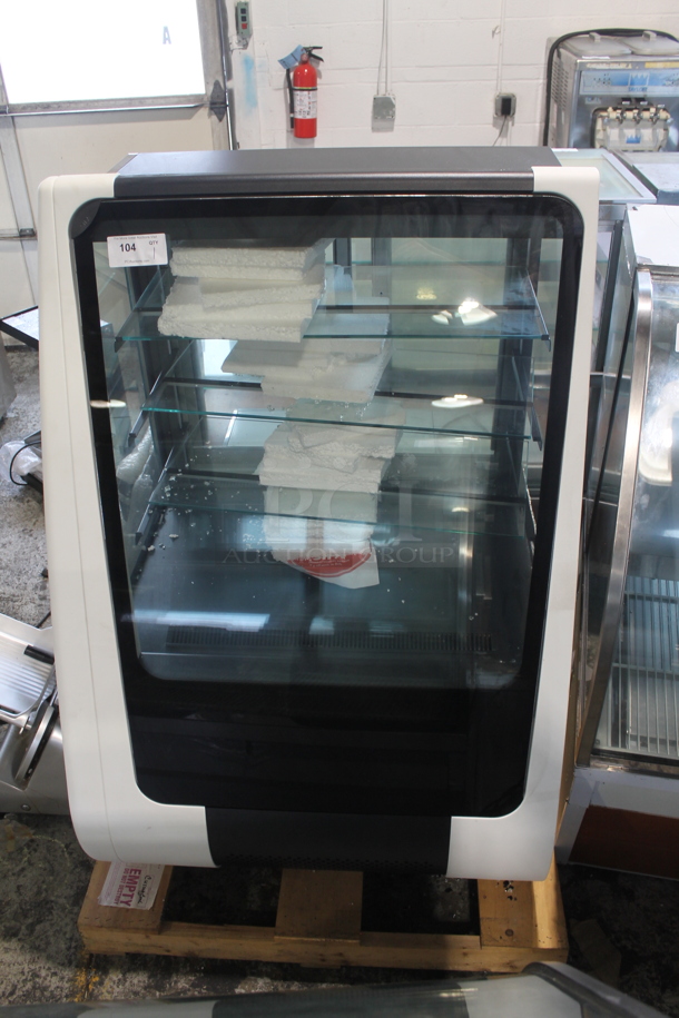 BRAND NEW SCRATCH AND DENT! Metal Commercial Floor Style Refrigerated Displaly Case Merchandiser. Does Not Come w/ Remote Compressor. - Image 1 of 3