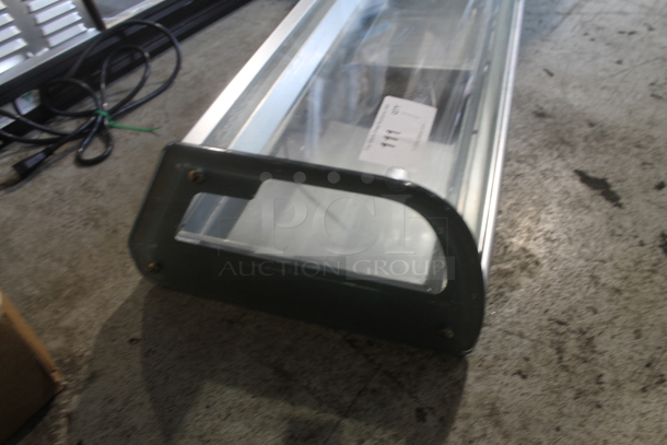 Metal Commercial Countertop Sushi Display Case Merchandiser. 115 Volts, 1 Phase. Tested and Powers On But Does Not Get Cold - Image 3 of 8