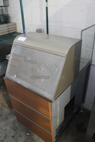 2013 Duke SWH700-25LED M Metal Commercial Soup Warming Subway Make Line Station. 120 Volts, 1 Phase.