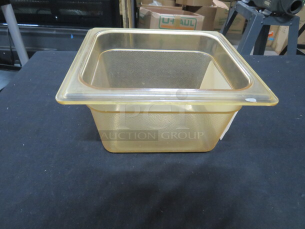 One 1/6 Size 4 Inch Deep Food Storage Container.