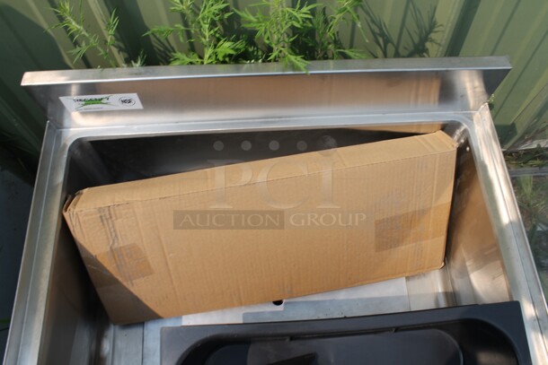 BRAND NEW SCRATCH AND DENT! Regency 600IB1824CP Commercial Stainless Steel Underbar Ice Bin With 7 Circuit Post-Mix Cold Plate, Bottle Holders And Legs. - Image 4 of 6