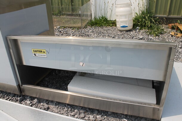 BRAND NEW SCRATCH AND DENT! Regency 600LDR2336 Commercial Stainless Steel  Five-Tiered Liquor Display Rack - Image 5 of 5