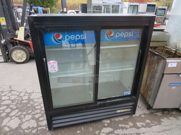 One True 2 Door Glass Display Refrigerator With 2 Racks. WORKS GREAT! Model# GDM-41SL-54-LD. 115 Volt. 47.5X21X54.5 - Image 2 of 2