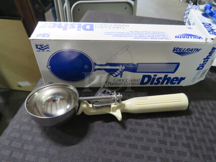 One NEW Vollrath Disher. #47140