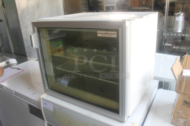Excellence 045 020 Metal Commercial Mini Cooler Merchandiser. 120 Volts, 1 Phase. Tested and Working! - Image 3 of 6