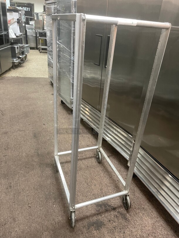 Lockwood Intermediate Height 11 Pan Removable Runner Commercial Rack On Caster RR57-11 NSF Great for Restaurant  - Image 5 of 9