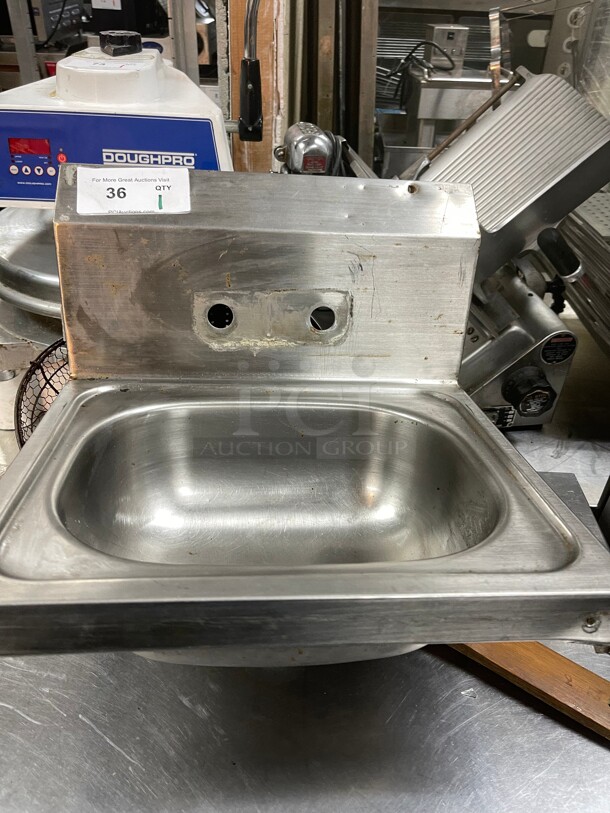 Commercial Stainless Steel Hand Sink NSF Approved To Be Used at Restaurant Establishments - Image 3 of 7