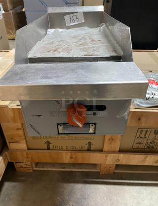 Brand New Flat Grill 12 in, Nat Gas
