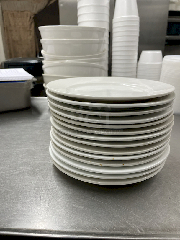 8" Round Ceramic China Plates. 14x Your Bid - Image 2 of 2