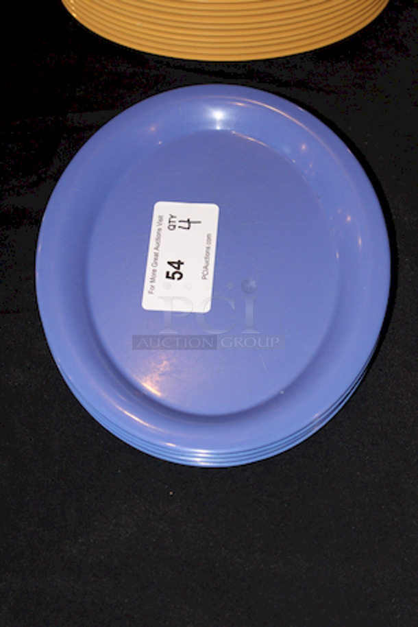 VERY NICE! G.E.T OP-135-PB Diamond Mardi Gras 13 1/2" x 10 1/4" Peacock Blue Oval Melamine Platter.
4x your Bid
 - Image 2 of 6