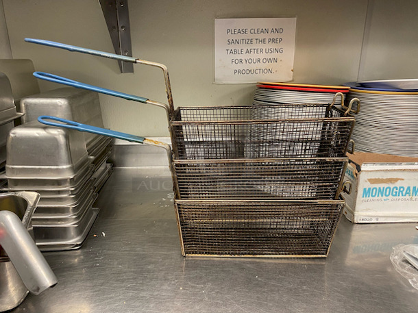 Set of 3 Fry Baskets. 
3x Your Bid - Image 1 of 2
