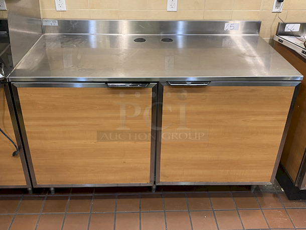 LIKE NEW! Duke SUB-P-60M Storage Cabinet With Stainless Steel Top and Backsplash. Unit Has a 36 inch work height 

WIDTH: 60 DEPTH: 30 HEIGHT: 40-1/2 - Image 3 of 5