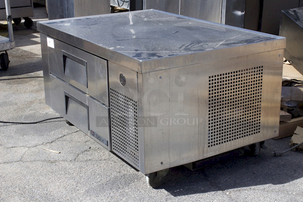 True TRCB-48 48" Chef Base w/ (2) Drawers - 115v. Tested. Turns On drops Down To Temp. - Image 2 of 7