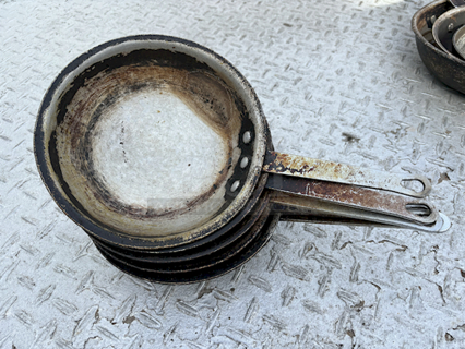 CHEF GRADE! 8-1/2" Frying Pans. 5x Your Bid