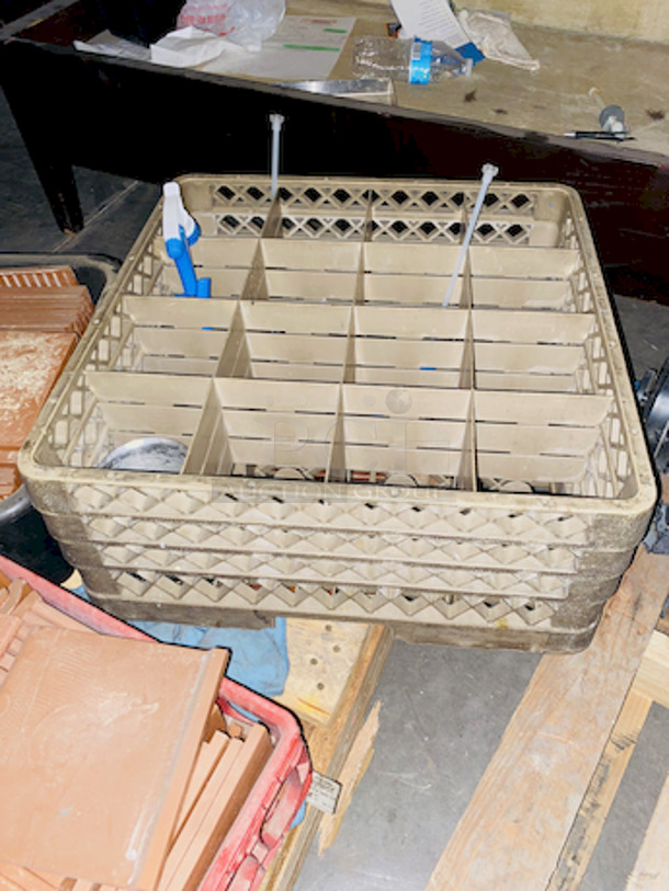 Pallet of Red Ceramic Kitchen Tiles, Adjustable Glass Rack, Nozzles. - Image 2 of 5