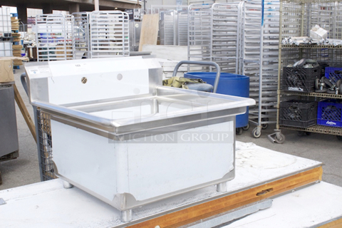 BRAND NEW SCRATCH & DENT! Regency 16-Gauge Stainless Steel One Compartment Floor Mop Sink - 24" x 24" x 12" Bowl