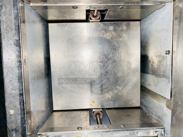 SWEET! Aladdin Temp-Rite DH08 3 Columns Dish Heater, Fits Up To 9 inch Plates. 

In Working Condition When tested. 
208V, 240V, Single Phase, 15.9Amps, 20Amps, 60HZ, 3-wire

47 1/8"x24 1/2"x42 13/16"
300 lbs

3 dispensing columns
Durable and attractive stainless steel cabinet
Fully insulated heater compartment
Four swivel 5" casters, two with brakes, for ease of maneuverability and stability
Convenient push/pull handle
Corner bumpers
Tight fitting lid design seals without gasket
Eight foot long, three wire, grounded electrical supply cord and plug with strain relief - Image 5 of 9
