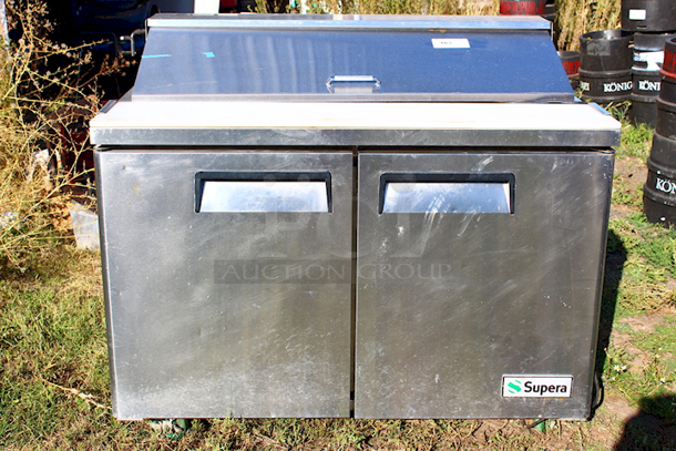 Supera SSPT2R-1 Refrigerated Sandwich/Salad Prep Table On Commercial Casters. 115v 60hz 1ph 48x30x44 - Image 1 of 4