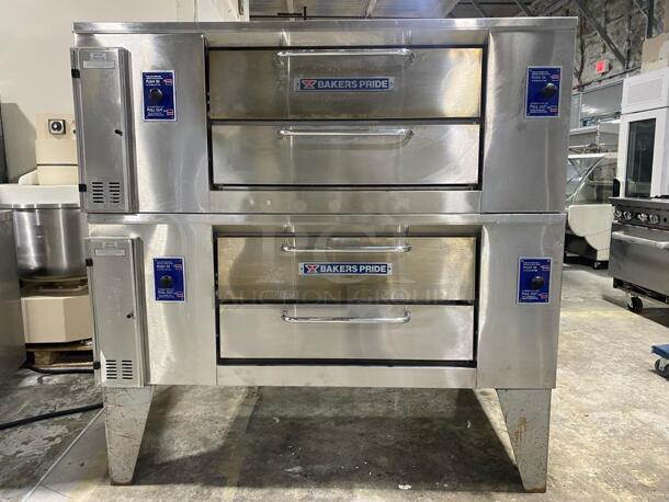 Bakers Pride DS-805 Commercial Pizza double Deck Oven Gas

Super Deck Series Pizza Deck Oven.

gas
throttling thermostat range 300 °F – 650 °F.

stainless steel exterior.

30″ high painted legs.

70,000 BTU.

 - Image 1 of 5