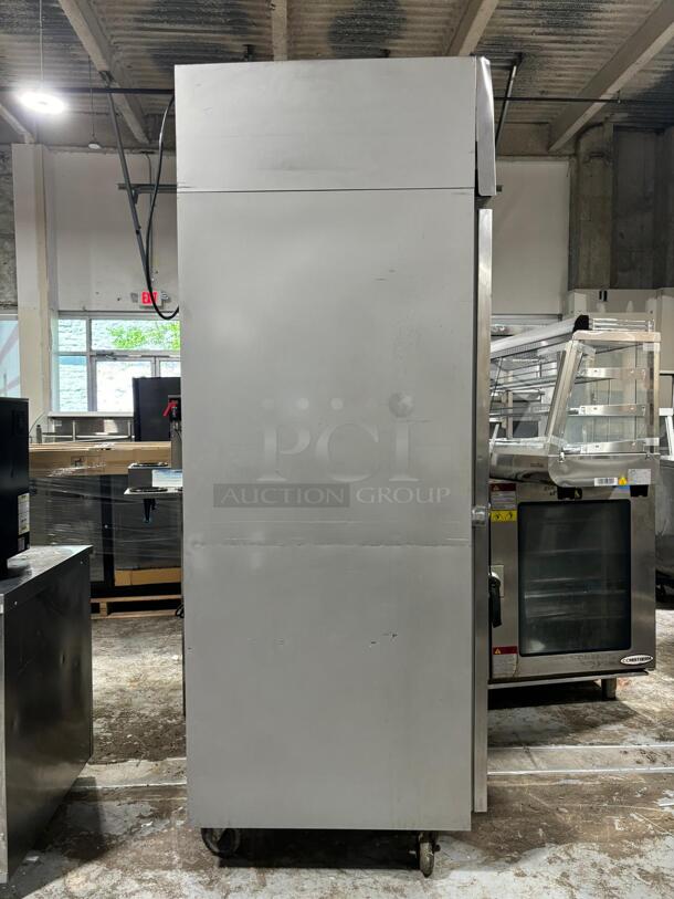 Beverage-Air HF1HC-1S Horizon Series 26" Solid Door Reach-In Freezer

 - Image 3 of 6