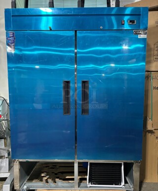 BRAND NEW DUKERS SCRATCH N DENT REFRIGERATOR IN STAINLESS STEEL 