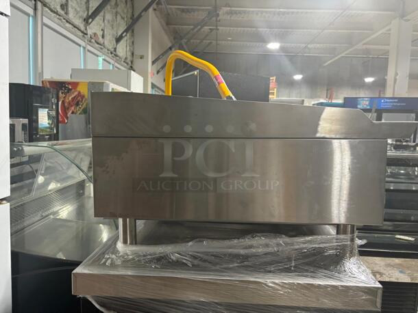 Dukers - DCCB48, Commercial 48" Countertop Charbroiler - Image 4 of 5