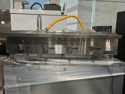 Dukers - DCCB48, Commercial 48" Countertop Charbroiler