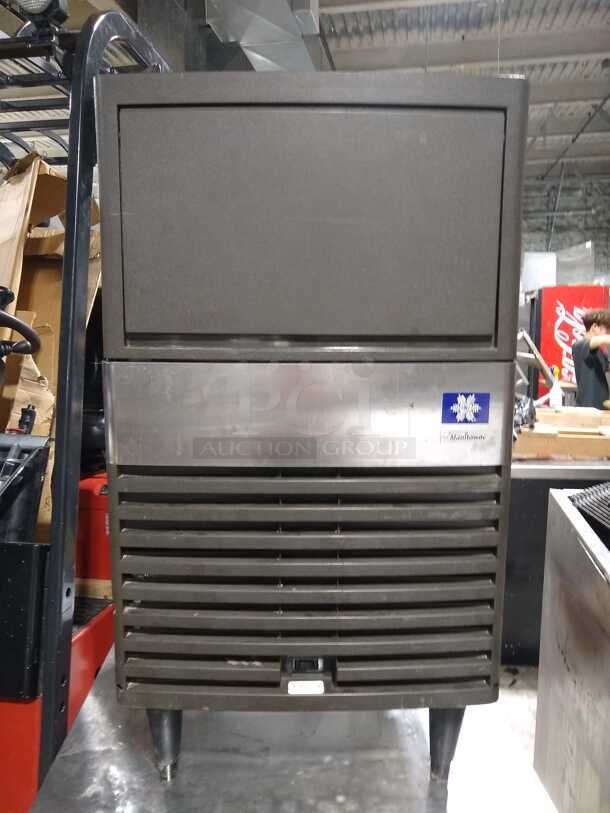 Manitowoc Ice 19 11/16" W Full Cube NEO Undercounter Ice Machine - 102 lbs/day, Air Cooled
 - Image 6 of 6