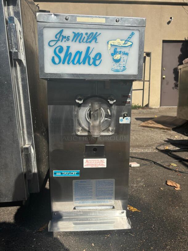 AWESOME Taylor Milkshake Machine Stainless Steel  - Image 3 of 11