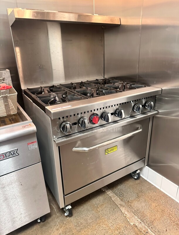 Quality MR6-C-S-3 36 inch 6 Burner Gas Range w/ Standard Oven - Image 1 of 10