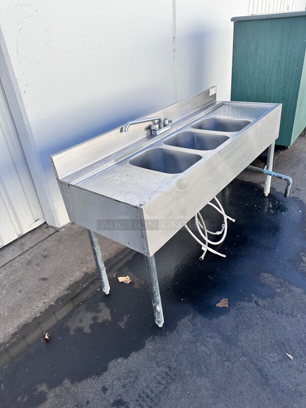 Commercial Three Compartment Bar Sink NSF 
91x23x42 - Image 6 of 10