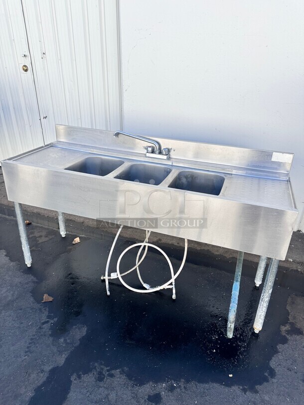 Commercial Three Compartment Bar Sink NSF 
91x23x42 - Image 1 of 10