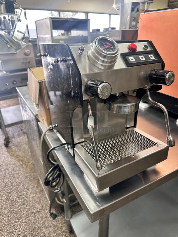 Working Salvatore Italia SES Automatic Espresso Machine w/ (1) Group, (1) Steam Valve, & (1) Hot Water Valve - 220v/1ph - Image 7 of 8