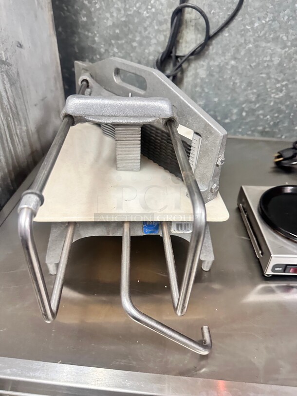 Excellent Condition Lincoln 0643N Tomato Slicer 3/16 - Image 5 of 11