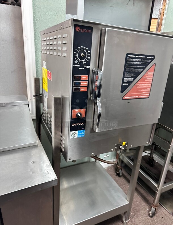 Late Model Groen Intek XSG 5 Pan Gas Boilerless Convection Steamer Working  - Image 7 of 9