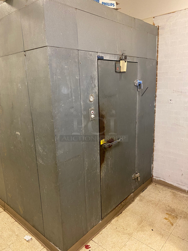 Nor Lake Commercial Self Contained 6 X 6 Walk-In Cooler! With Floor And With  Compressor!  - Image 1 of 6