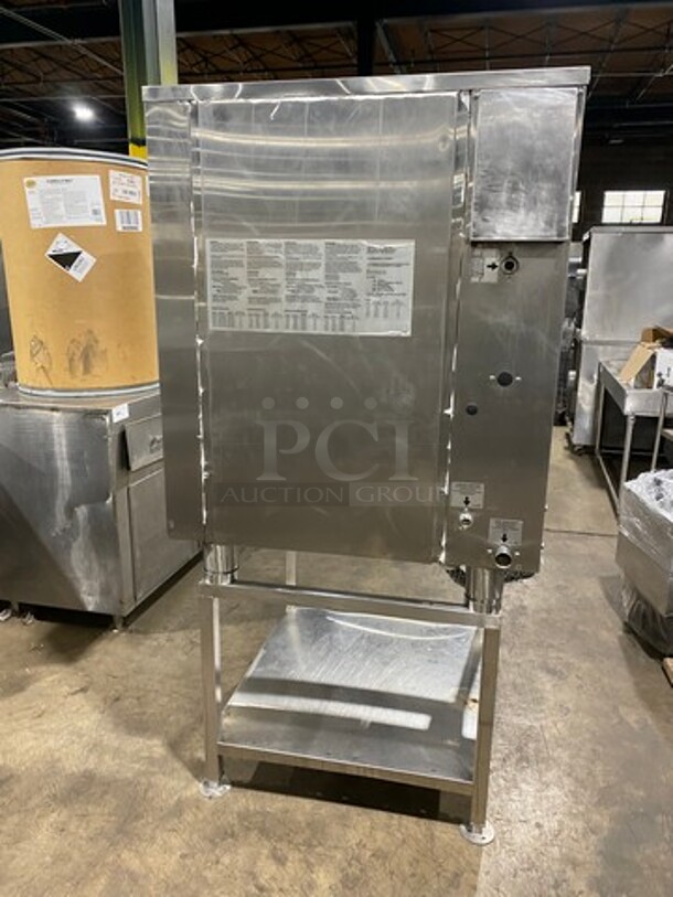 LATE MODEL! 2015  Alto Shaam Commercial Electric Powered Combitherm Convection Oven! With Underneath Storage Space! All Stainless Steel! On Legs! Model: CTP1010E SN: 1523110000 208/240V 60HZ 3 Phase! Working When Removed!  - Image 4 of 12