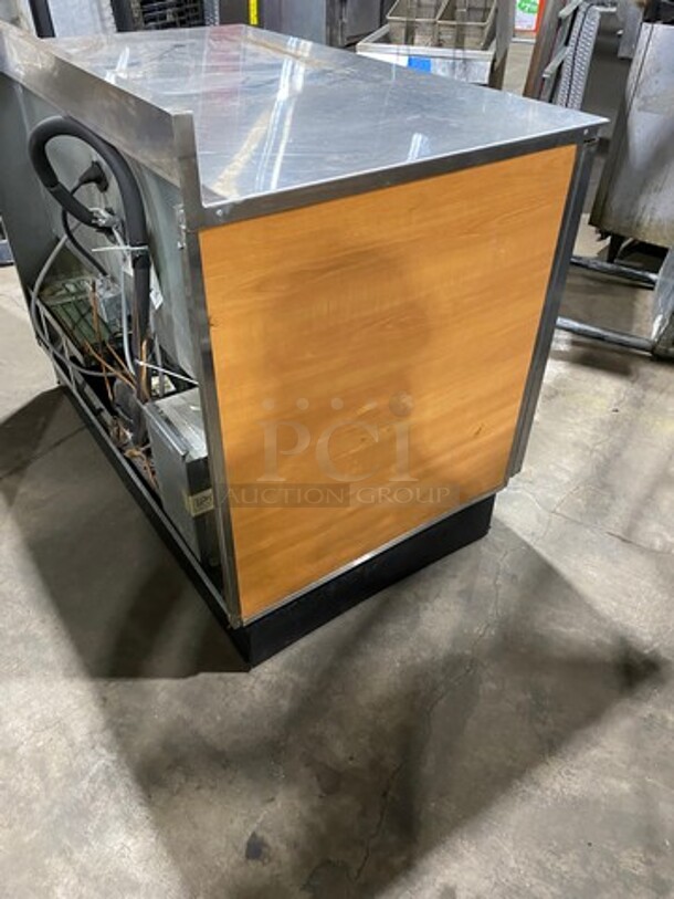 Duke Commercial Refrigerated Work/Prep Top Lowboy Cooler! With Backsplash! With 2 Doors Underneath Storage Space! With Poly Coated Racks! All Stainless Steel! - Image 4 of 9